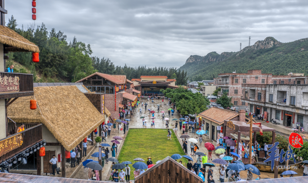 雷竞技RAYBET广东地方特色品牌齐聚文博会文旅融合聚起“百千万工程”澎湃动力(图4)