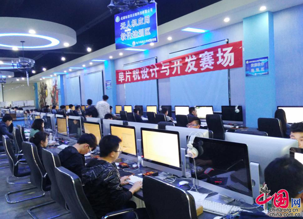 雷竞技RAYBET易就业起薪高前景好！电子科大成都学院两专业从省一流向国家一流专(图4)