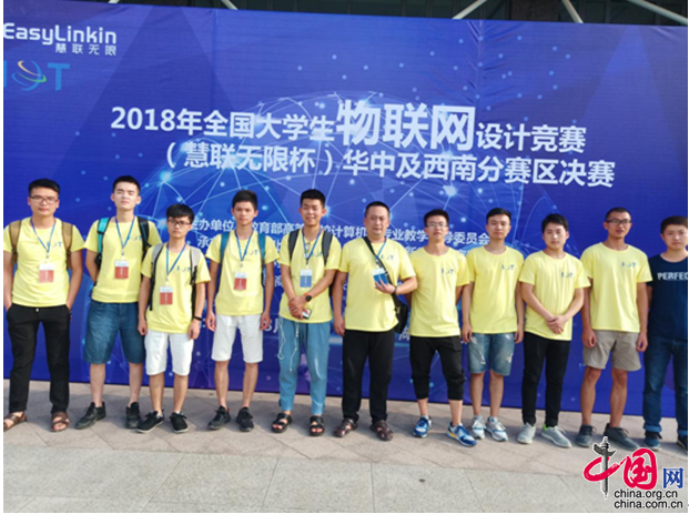雷竞技RAYBET易就业起薪高前景好！电子科大成都学院两专业从省一流向国家一流专(图7)
