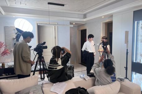 雷竞技RAYBET·(中国)官方网站影视新：嘉林文化传媒（绍兴）引领创新潮流(图1)